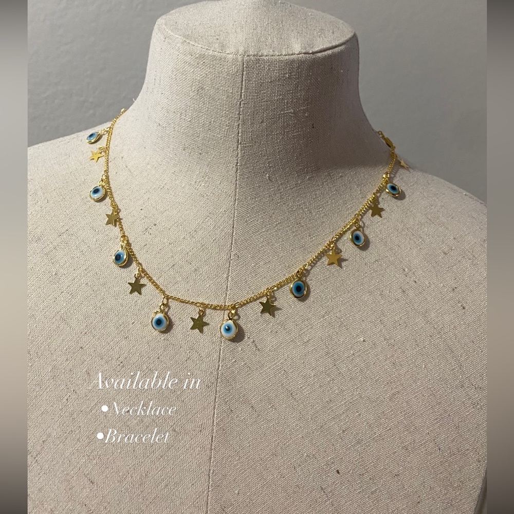 Star eye necklace